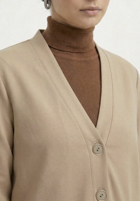 Кардиган на пуговицах утепленный шир.  580, рис. 22