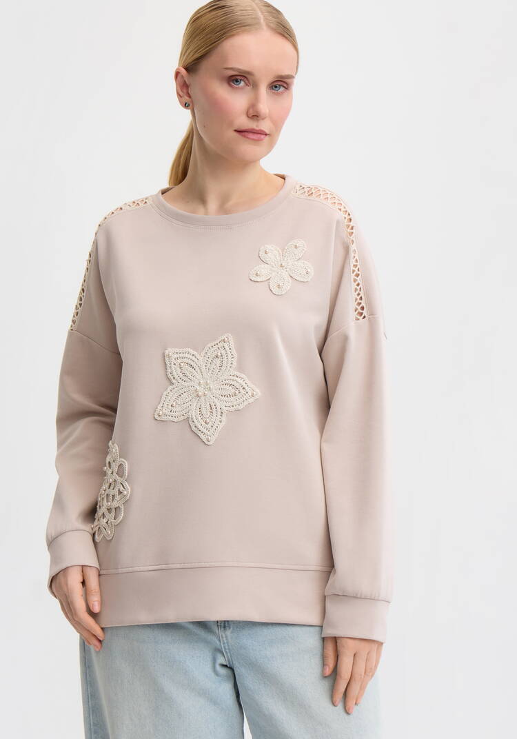 Свитшот с обьемным декором шир.  750, рис. 1