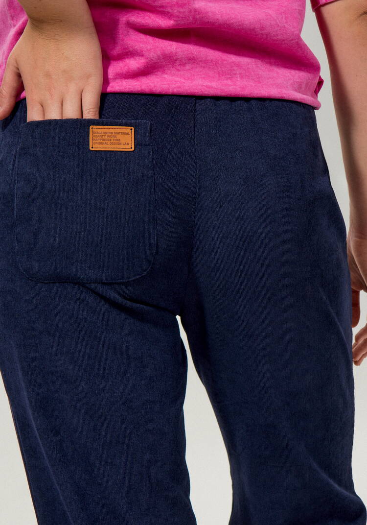 Брюки из микровельвета на резинке шир.  750, рис. 9