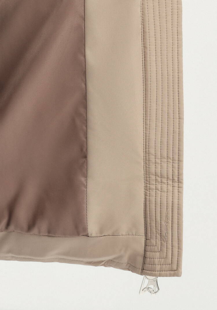 Пуховик с боковыми карманами на молнии шир.  750, рис. 19