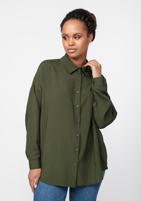 Рубашка свободного кроя с длинным рукавом шир.  580, рис. 6