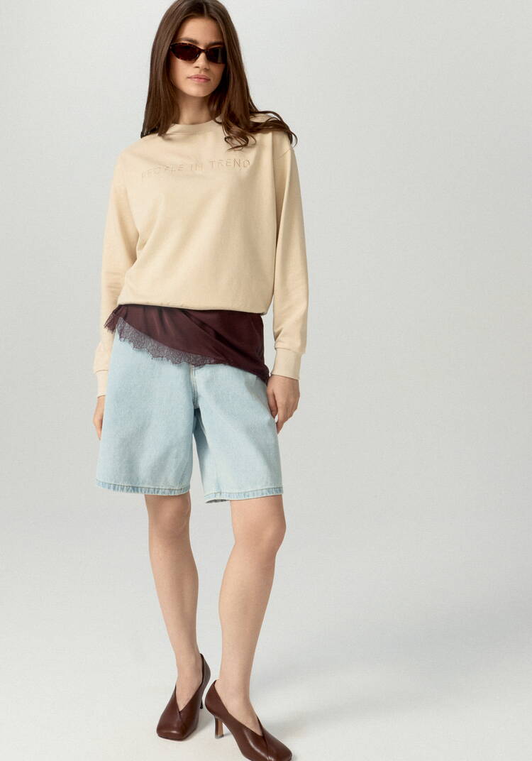 Свитшот с леттерингом на груди шир.  750, рис. 18