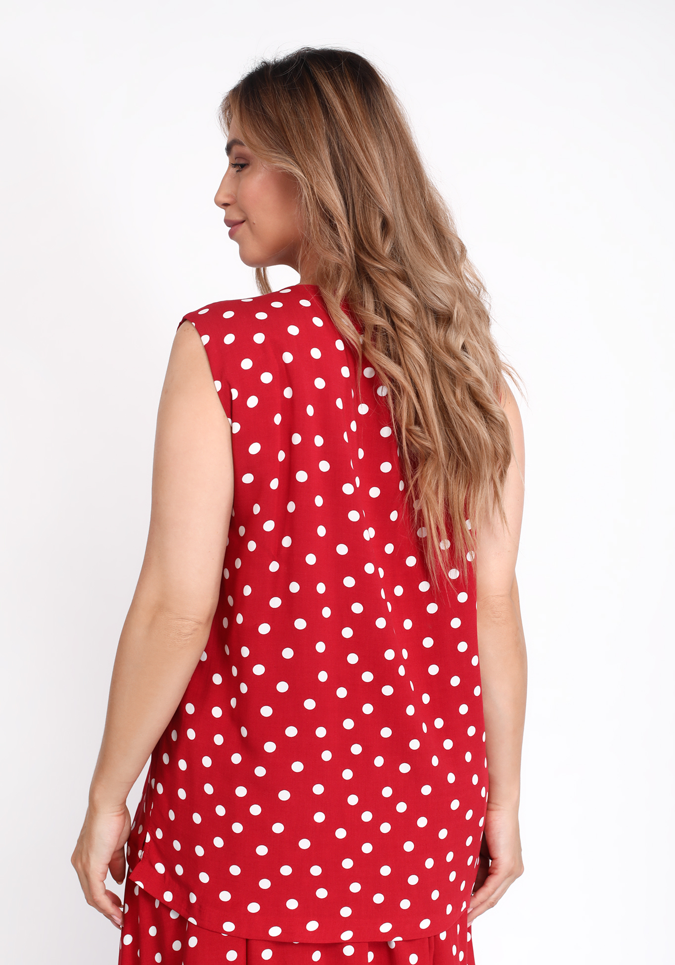 Блуза вискозная без рукава Victoria, размер 48, цвет красный - фото 4