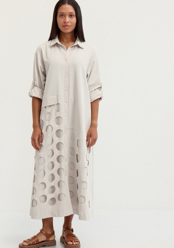 Платье А-силуэта с перфорацией шир.  580, рис. 36