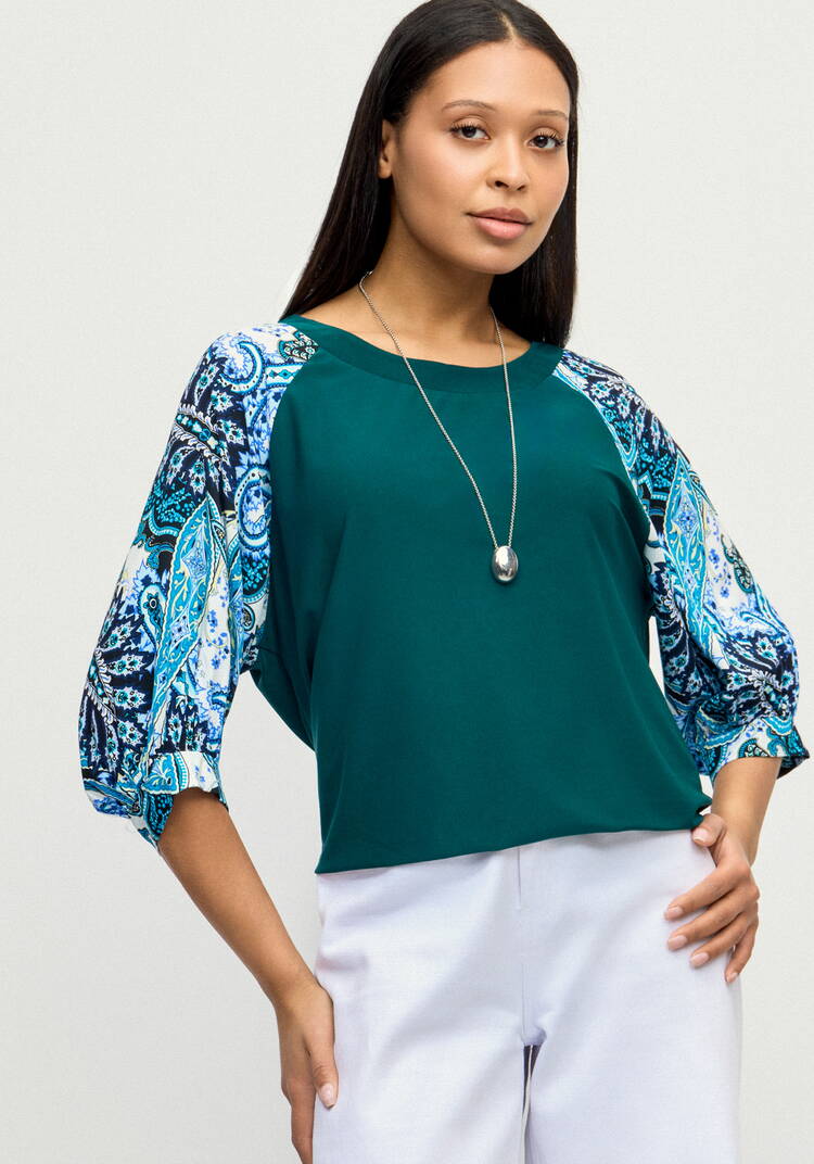 Блуза с цветными рукавами шир.  750, рис. 16