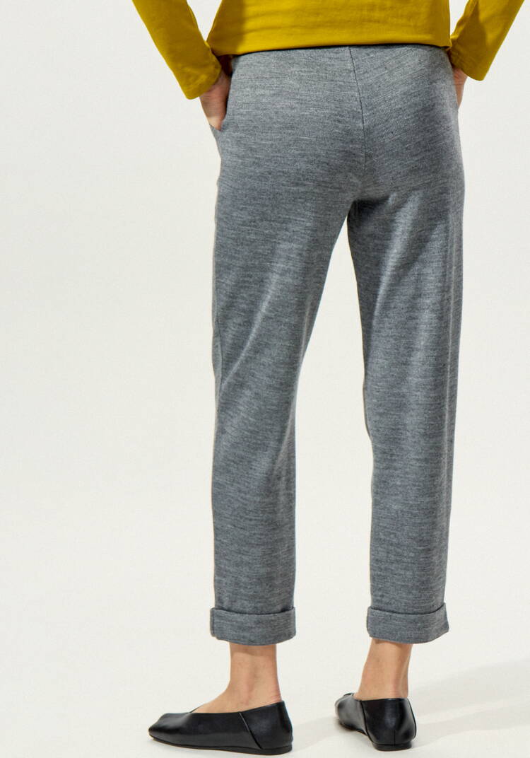 Брюки зауженные книзу шир.  750, рис. 22