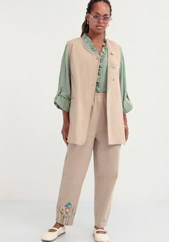 Жилет с асимметричной застежкой шир.  580, рис. 2