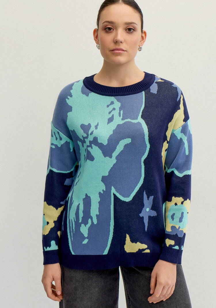 Джемпер с крупным цветочным орнаментом шир.  750, рис. 7