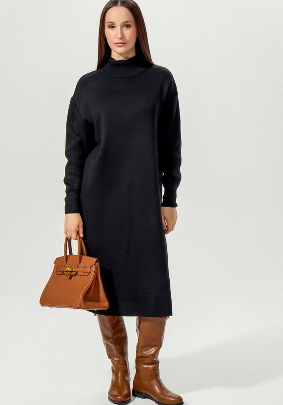 Платье с воротником-стойкой и разрезами шир.  580, рис. 1