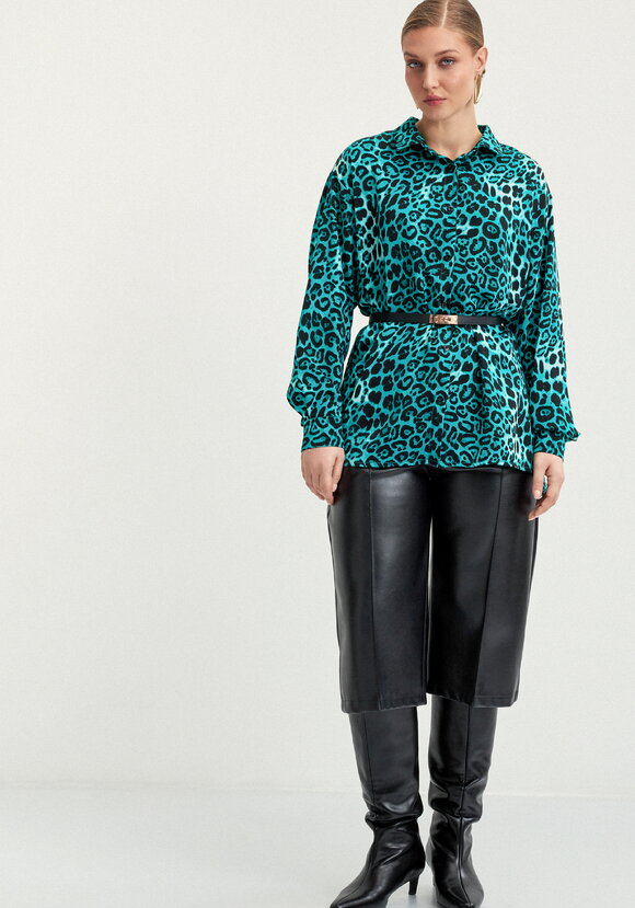 Блуза с леопардовым принтом Виталина шир.  580, рис. 17