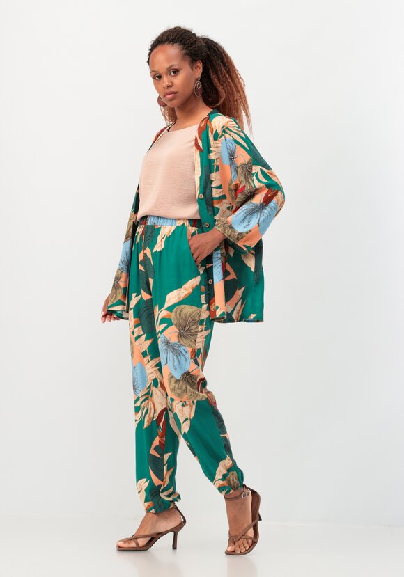 Брюки бананы с цветочным принтом шир.  580, рис. 22