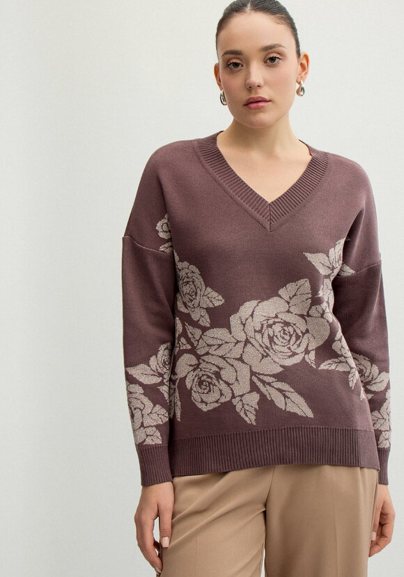 Джемпер с флористическим мотивом шир.  580, рис. 10