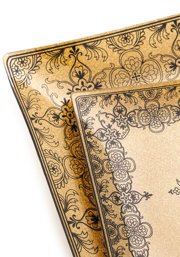 Набор из 6 тарелок и 1 блюда шир.  580, рис. 12