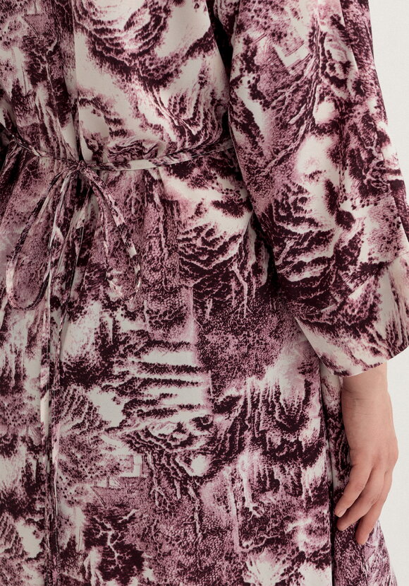 Платье на запах шир.  580, рис. 14