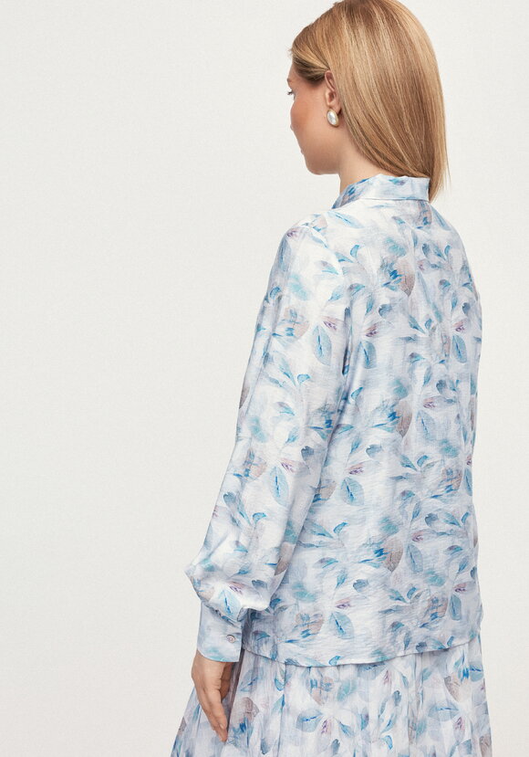 Блуза с бантом по вороту Эмма шир.  580, рис. 3