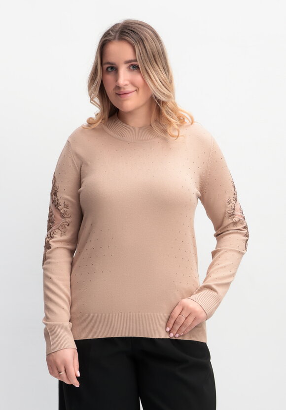 Джемпер со стразами и декоративной вставкой шир.  580, рис. 15