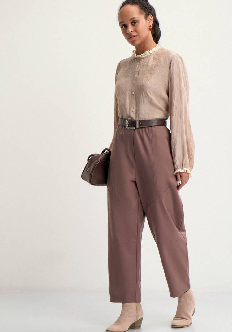 Брюки бананы с конструктивными линиями шир.  750, рис. 7