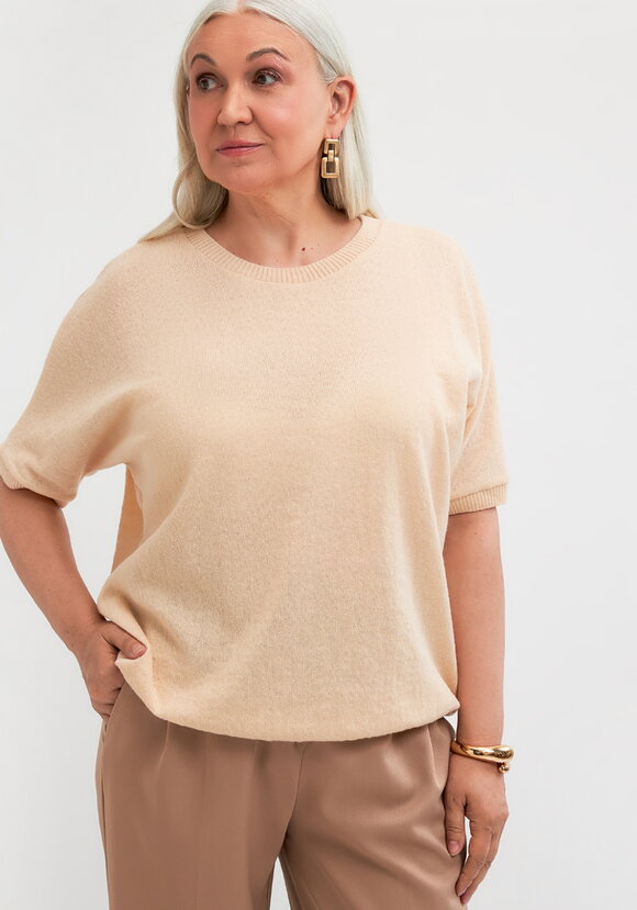 Джемпер Восхищение шир.  580, рис. 1