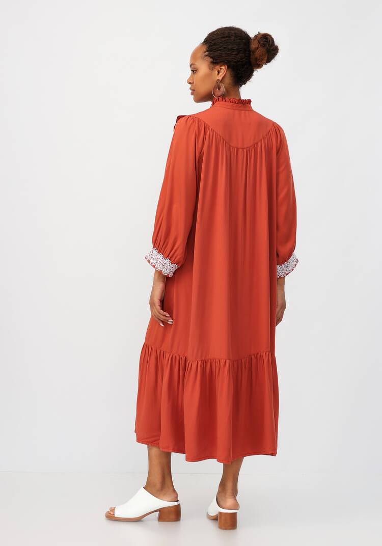 Платье с кружевом и ярусом по низу шир.  750, рис. 10