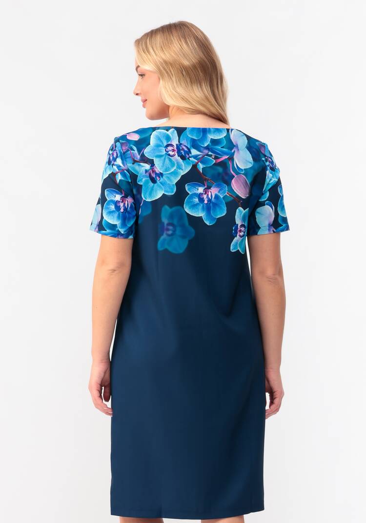 Платье полуприлегающего силуэта с  принтом шир.  750, рис. 8