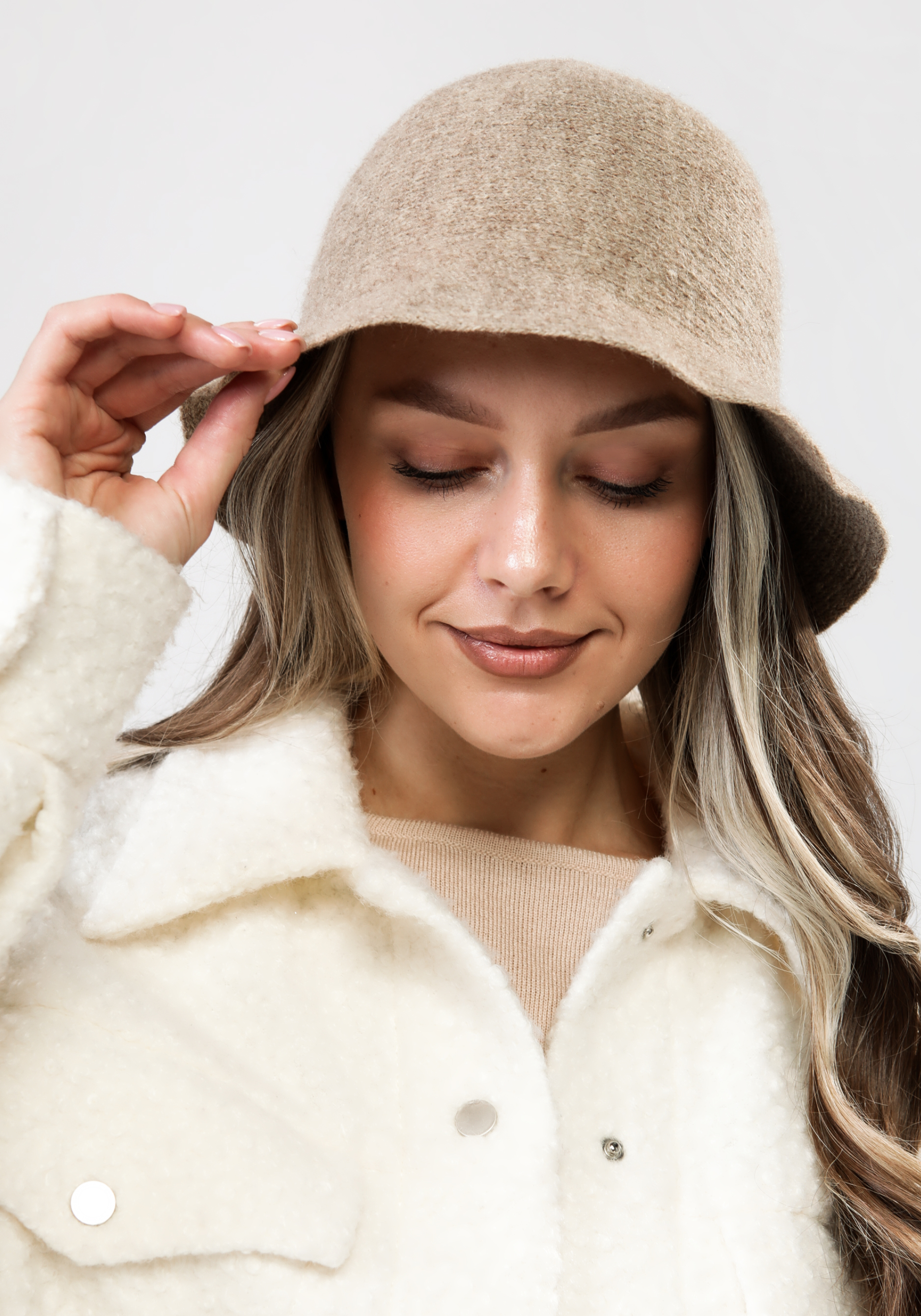 Панама из шерсти альпаки 1299₽