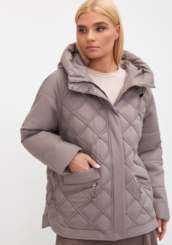 Куртка с капюшоном, стеганная Эшли шир.  580, рис. 1