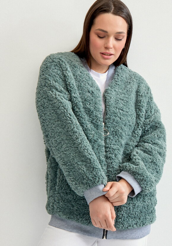 Бомбер на молнии в стиле тедди шир.  580, рис. 4