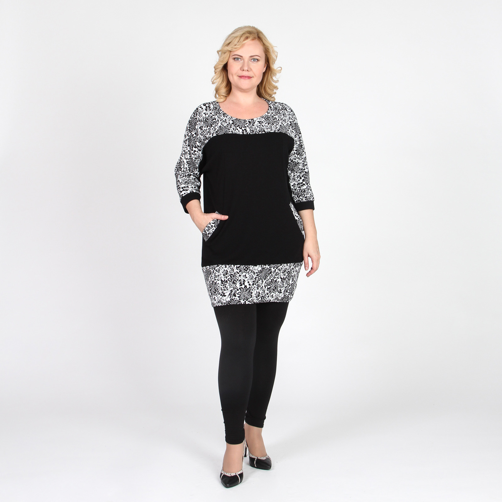 

Туника с рукавами 3/4 и боковыми карманами