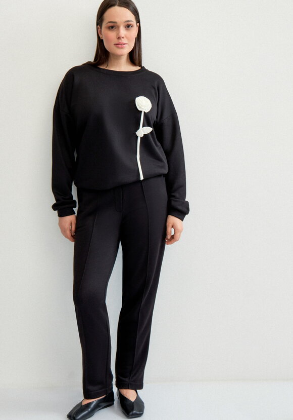 Брюки прямого кроя с имитацией стрелок шир.  580, рис. 10