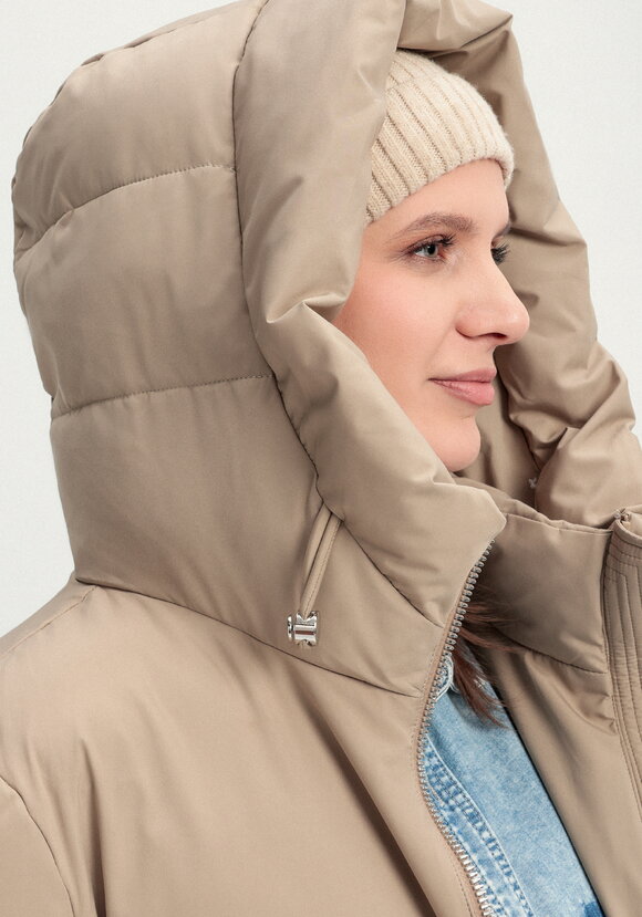 Пуховик с боковыми карманами на молнии шир.  580, рис. 16