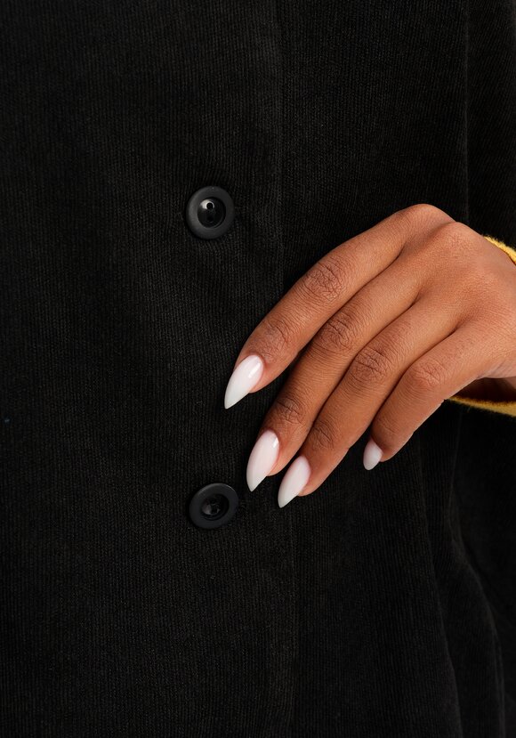 Жилет из вельвета с карманами шир.  580, рис. 6