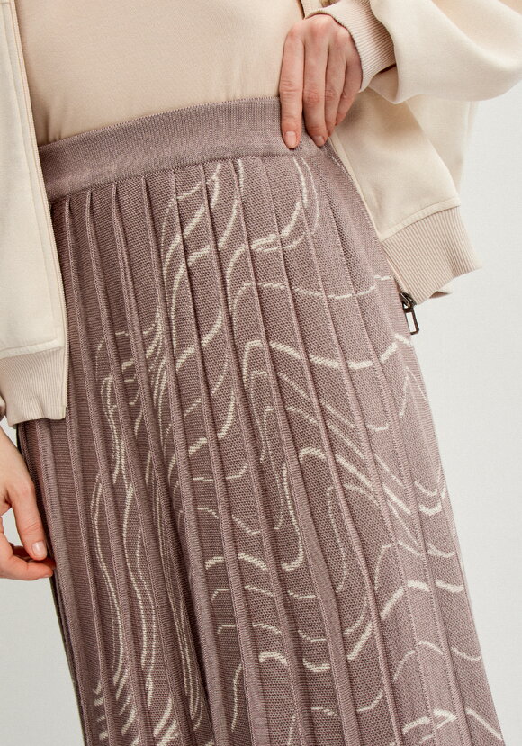 Юбка плиссе с абстрактным рисунком шир.  580, рис. 21