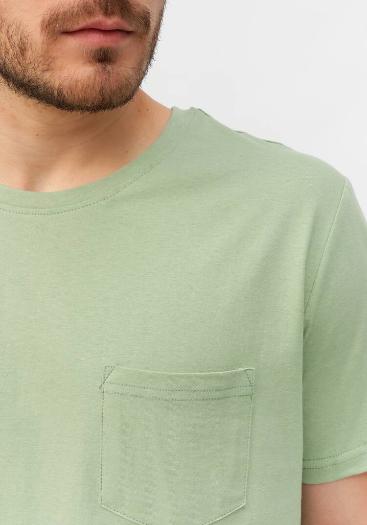 Футболка с накладным карманом шир.  750, рис. 11