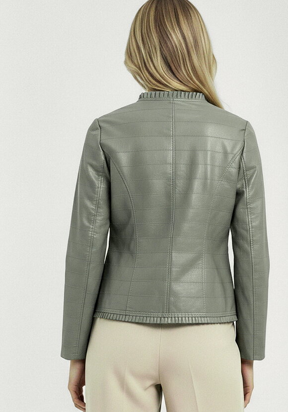 Куртка из экокожи с рюшей шир.  580, рис. 3