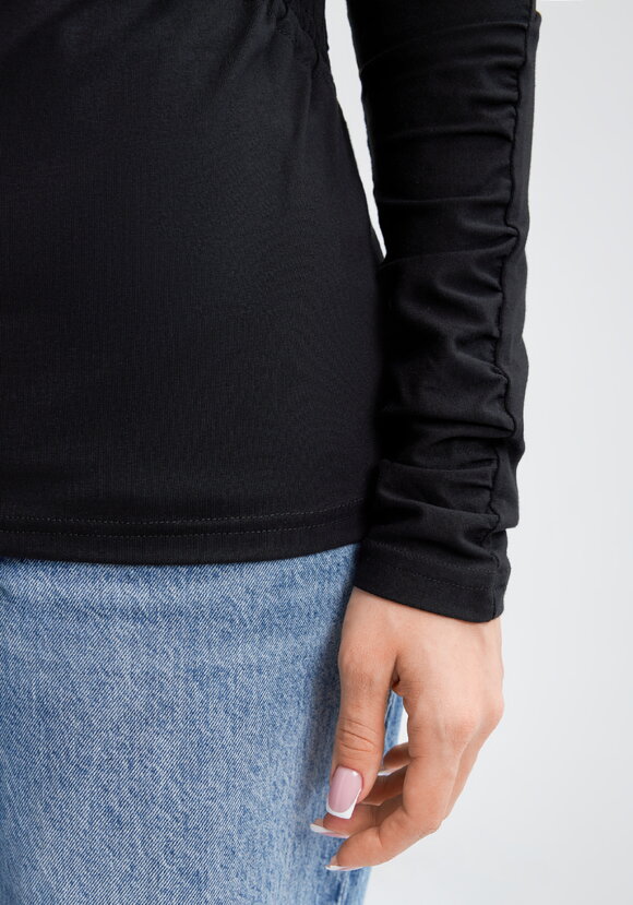 Водолазка со сборкой Хельга шир.  580, рис. 18