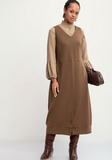 Сарафан с пуговицами по низу