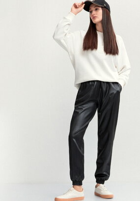 Брюки на резинке по низу