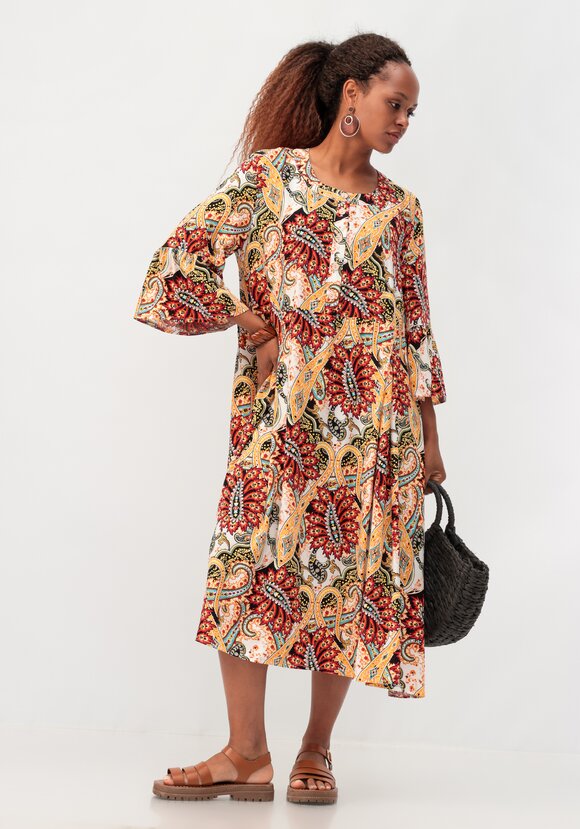 Платье свободного силуэта с рюшей по рукавам шир.  580, рис. 9