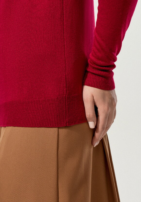 Джемпер с высоким воротником шир.  580, рис. 12