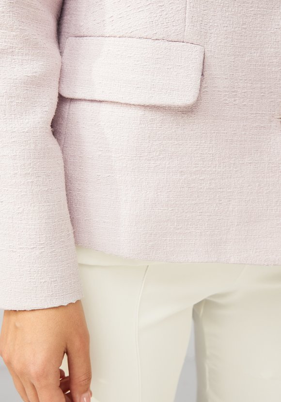 Жакет с вышивкой на рукаве шир.  580, рис. 5