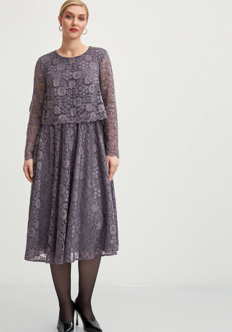 Платье из гипюра с отрезной кокеткой шир.  750, рис. 15