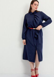 Платье с декоративной сборкой на пуговицах