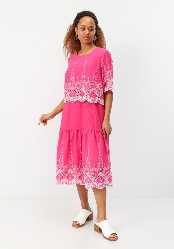 Платье свободного кроя с вышивкой шир.  580, рис. 35