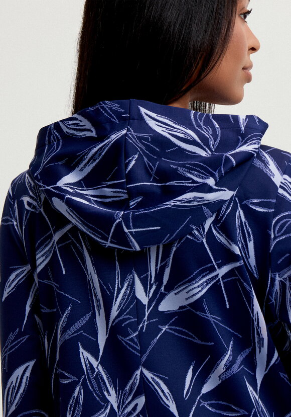 Платье трикотажное  с капюшоном шир.  580, рис. 7