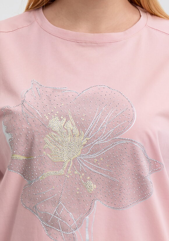 Футболка с цветочным принтом и стразами шир.  580, рис. 20