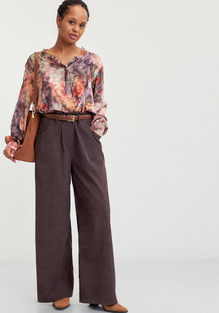 Брюки вельветовые широкие на резинке шир.  750, рис. 1