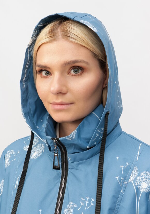 Ветровка с капюшоном на молнии и принтом шир.  580, рис. 12