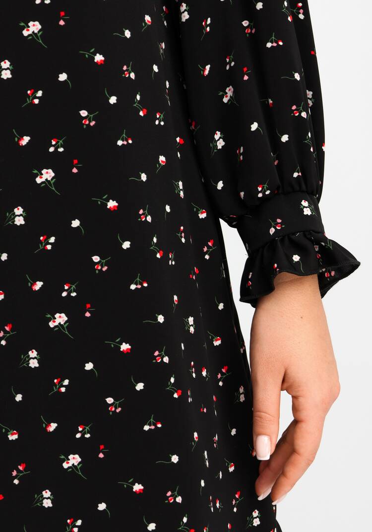 Платье с акцентным воротником шир.  750, рис. 6