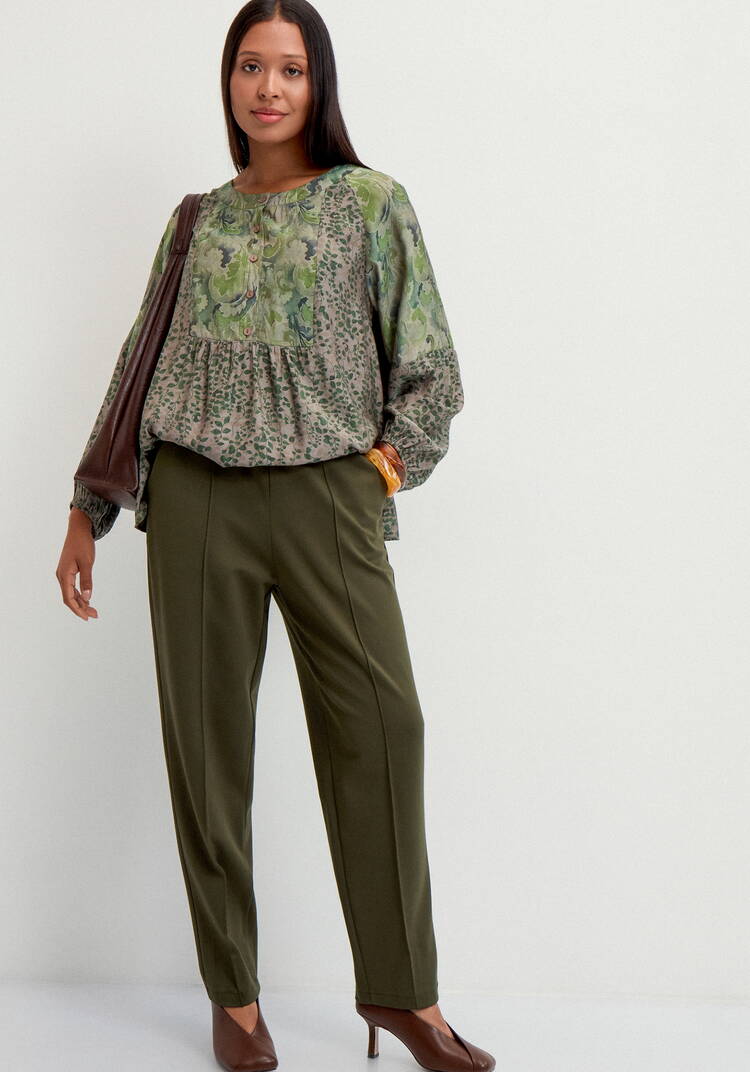 Брюки трикотажные со стрелками шир.  750, рис. 9