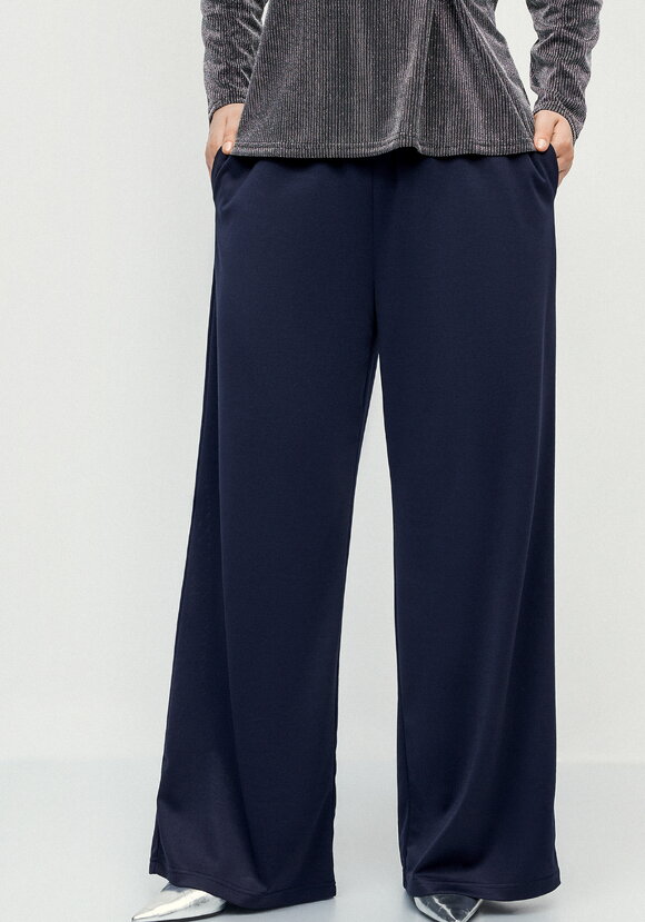 Брюки широкие трикотажные шир.  580, рис. 18